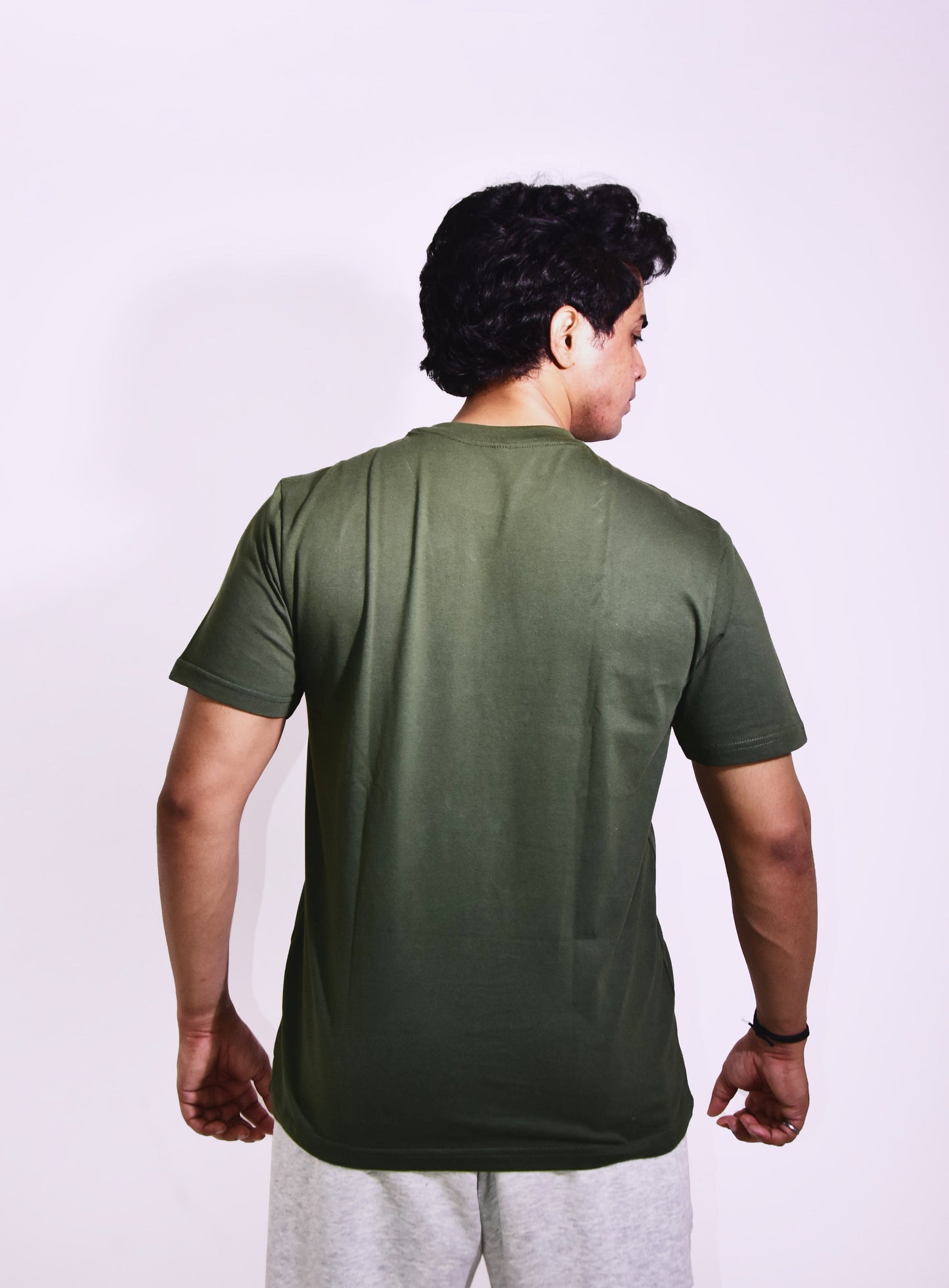 Solid Olive - Regular Fit T-shirt